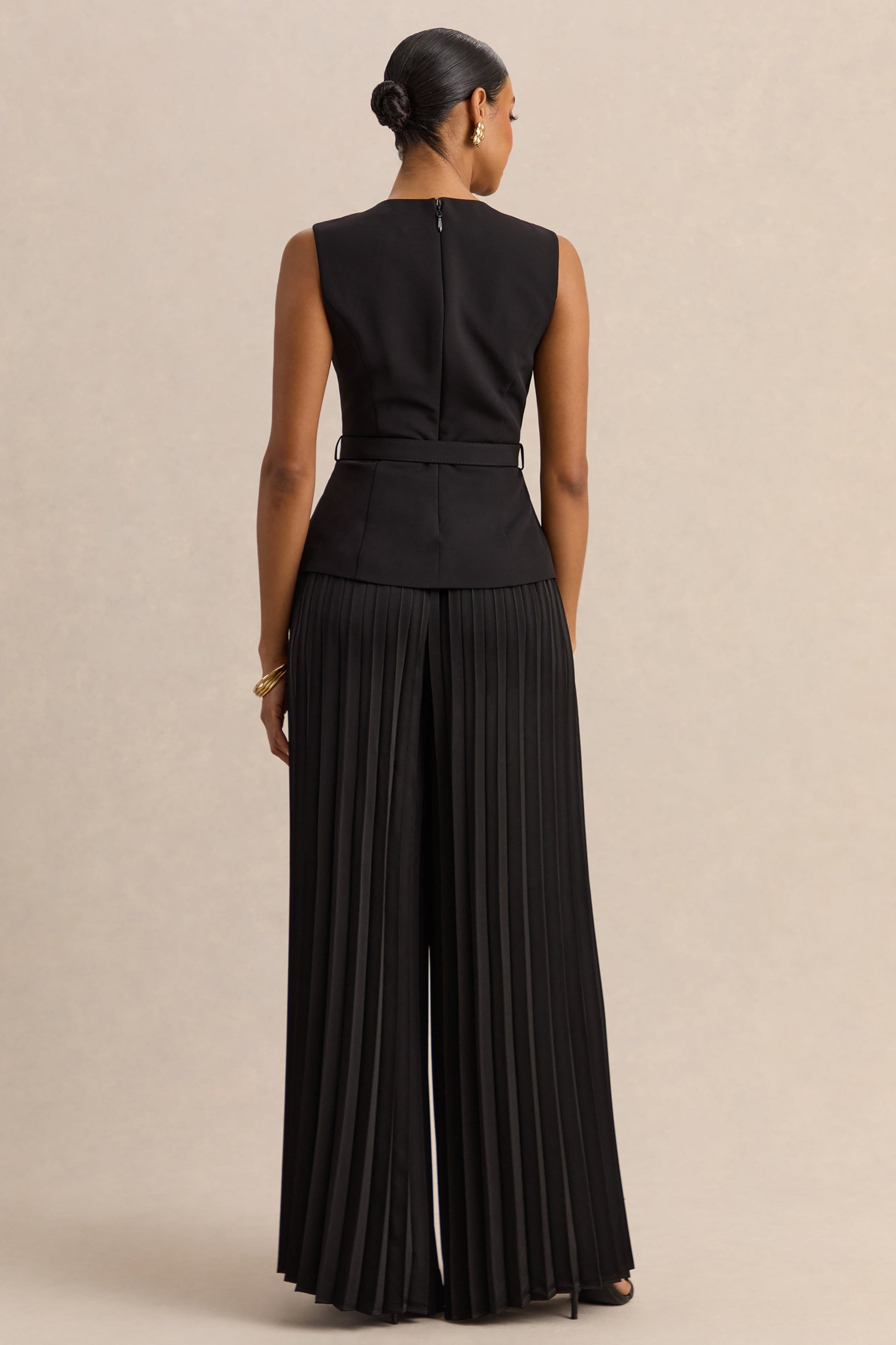Lerenza | Black Satin Wide-Leg Pleated Trousers